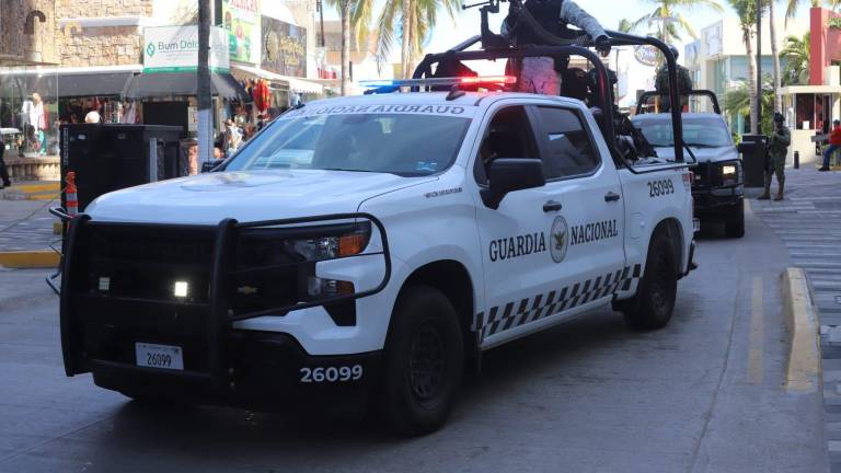 They shoot at a National Guard patrol on the Mazatlán-Culiacán highway ...
