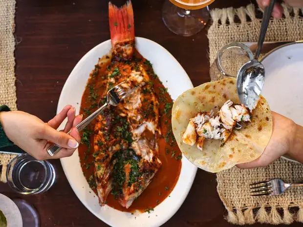 414331487_17903707730911924_6223880351541404134_n.7