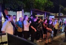 Confrontation between Catholics and Evangelicals leaves several injured and vehicles vandalized in Chiapas