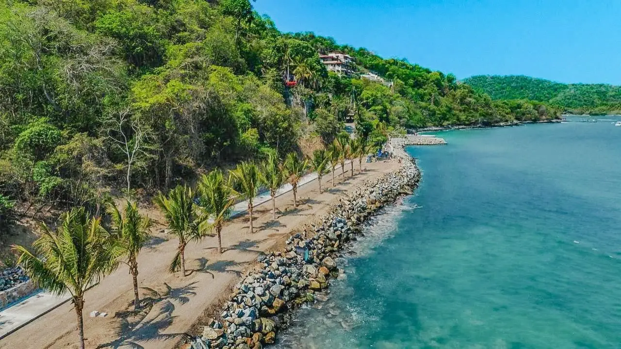 Beaches of Ixtapa Zihuatanejo, Guerrero, expect to receive 300 thousand ...