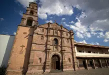 Which Magical Town has the best chilaquiles for breakfast?