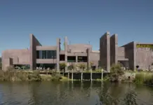 The Mazatlán Aquarium has become one of the leading tourist attractions in Mazatlán and the country.