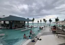 They plan to build almost a thousand more hotel rooms in Playa del Carmen