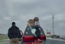 Mexico Embraces You, the Farce of the 4T