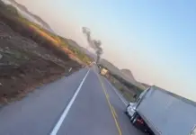 A new armed clash in Escuinapa, Sinaloa, has once again led to roadblocks on the Mazatlán-Tepic highway.