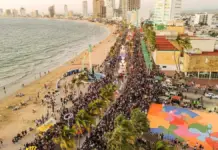 Mazatlán Carnival, “the broth is more expensive than the meatballs”