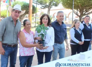 The Government of the State of Colima delivered more than 5,000 coffee plants to residents of Minatitlán