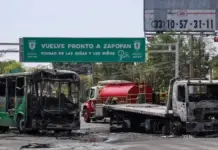 Road blockades slow the arrival of tourists to Durango