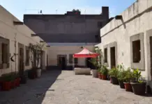 This is the oldest house in Mexico City: walls that tell how the city has been inhabited since pre-Hispanic times