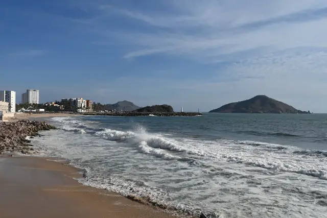 abraham-vega-JXBPA87JJiI-unsplash