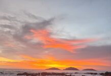 What is the average temperature in Mazatlán?