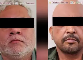 Two men caught red-handed extorting merchants in Mazatlán; 100,000 pesos in cash seized from them