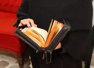 Catholic Church warns of fake priests in Querétaro