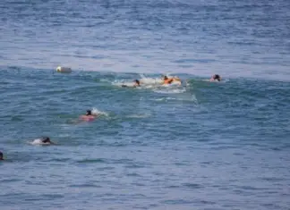 Tourist rescued from Mazatlán beach; died en route to hospital