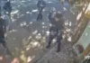 Police in Playa del Carmen throw stones at citizens while carrying out an eviction