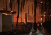 Fire consumes dozens of restaurants and palapas in Puerto Escondido, Oaxaca