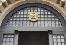Banxico risks credibility