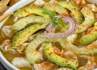 Where to eat aguachile in Nayarit? Here are some options.