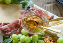 Neither Querétaro nor Guanajuato: the Mexican Cheese and Wine Festival arrives in Mexico City with tastings of cheeses, bread and artisanal honey