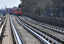 Mexico City is sinking at an alarming rate and is the reason for a recurring problem: Metro closures