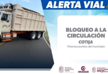 Roads blocked at 4 points in Michoacán