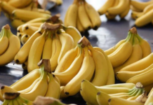 Bananas in Colima are produced for 4 pesos and sold for 3.