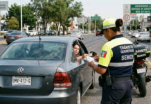 Querétaro is preparing fines for all cars that have this type of license plate holder.