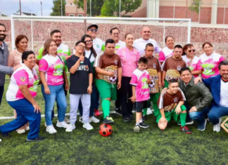 Sheinbaum cancels tour in Zacatecas and reappears in SLP to hand out 2026 World Cup tickets.