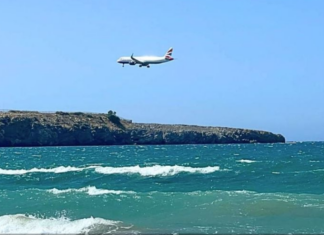 New air routes for traveling from Puebla to Zihuatanejo and from Querétaro to Acapulco