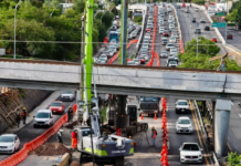 Construction of the Mexico-Queretaro train causes chaos on Boulevard Bernardo Quintana, the city’s main thoroughfare