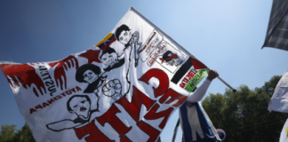 CNTE protests again in Mexico City; 10 more demonstrations planned.