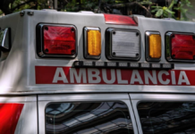 Videos: Pedestrian bridge collapses in Manzanillo, Colima; injuries reported