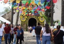 Patron Saint Festival: Ocotepec celebrates the Divine Savior with music, masses, and chinelos.