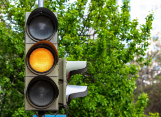 Yellow light for the economy of Aguascalientes