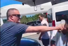 🌎‼️ Foreign tourist hits Mexican transport worker “because he scratched his car.”