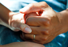 Mexico City opens the door to a debate on euthanasia following a march for a dignified death.