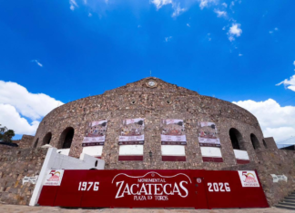 Court overturns suspension of bullfighting events in the state of Zacatecas.