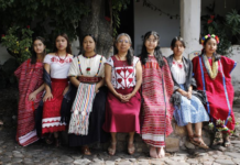 Indigenous women from Oaxaca present an experimental music concert at Bellas Artes.