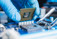Mexico aims to join the semiconductor boom in Arizona.