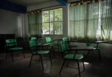 Organized crime demands protection money from around 20 teachers in Veracruz.