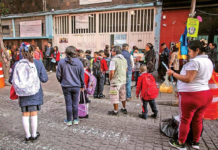 Education in Mexico loses half a million students.