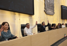 Puebla Congress dissolves three municipal governments due to political crises; councils take control.