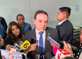 Acting on FBI information, authorities seized chemical precursors while dismantling a “narco-lab” in Acámbaro, Guanajuato.