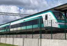 Maya Train suspends service in Campeche; 120 passengers evacuated after a wheel came off the track.